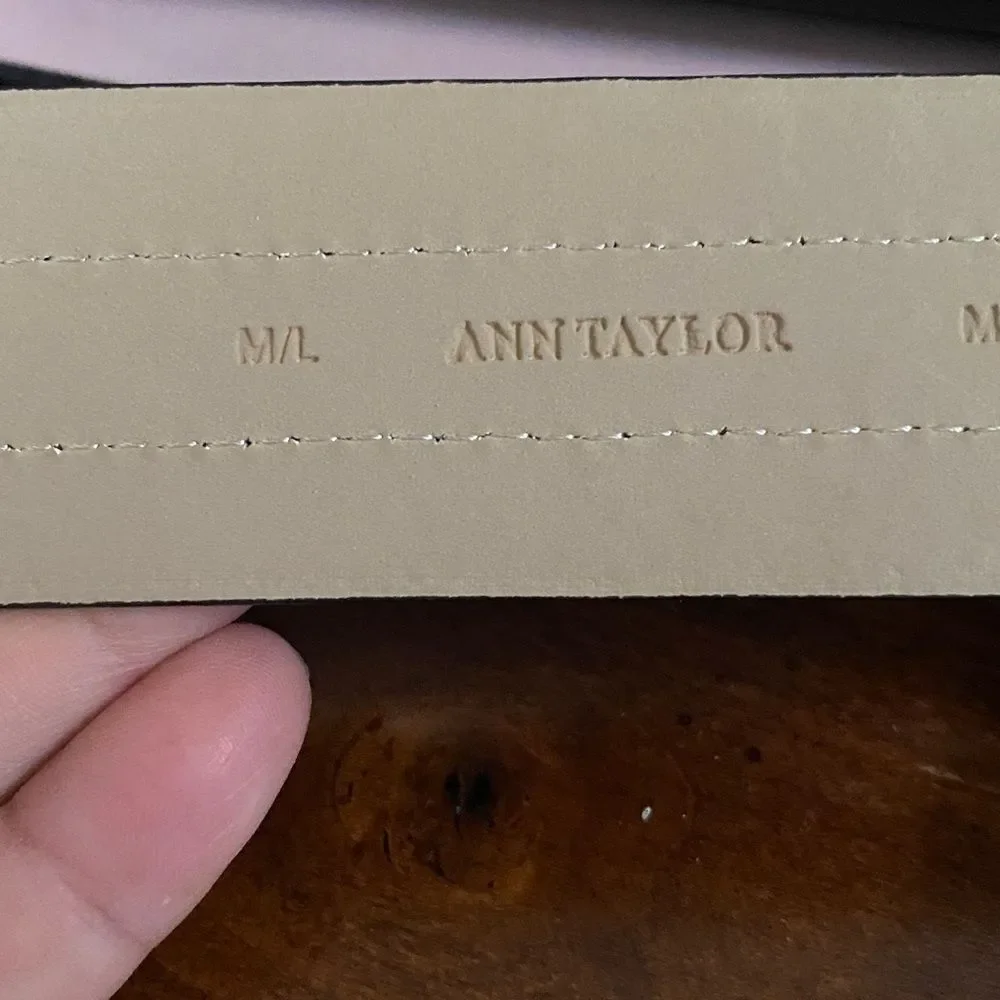 Ann Taylor leather & calf hair elasticized elegant  belt M/L